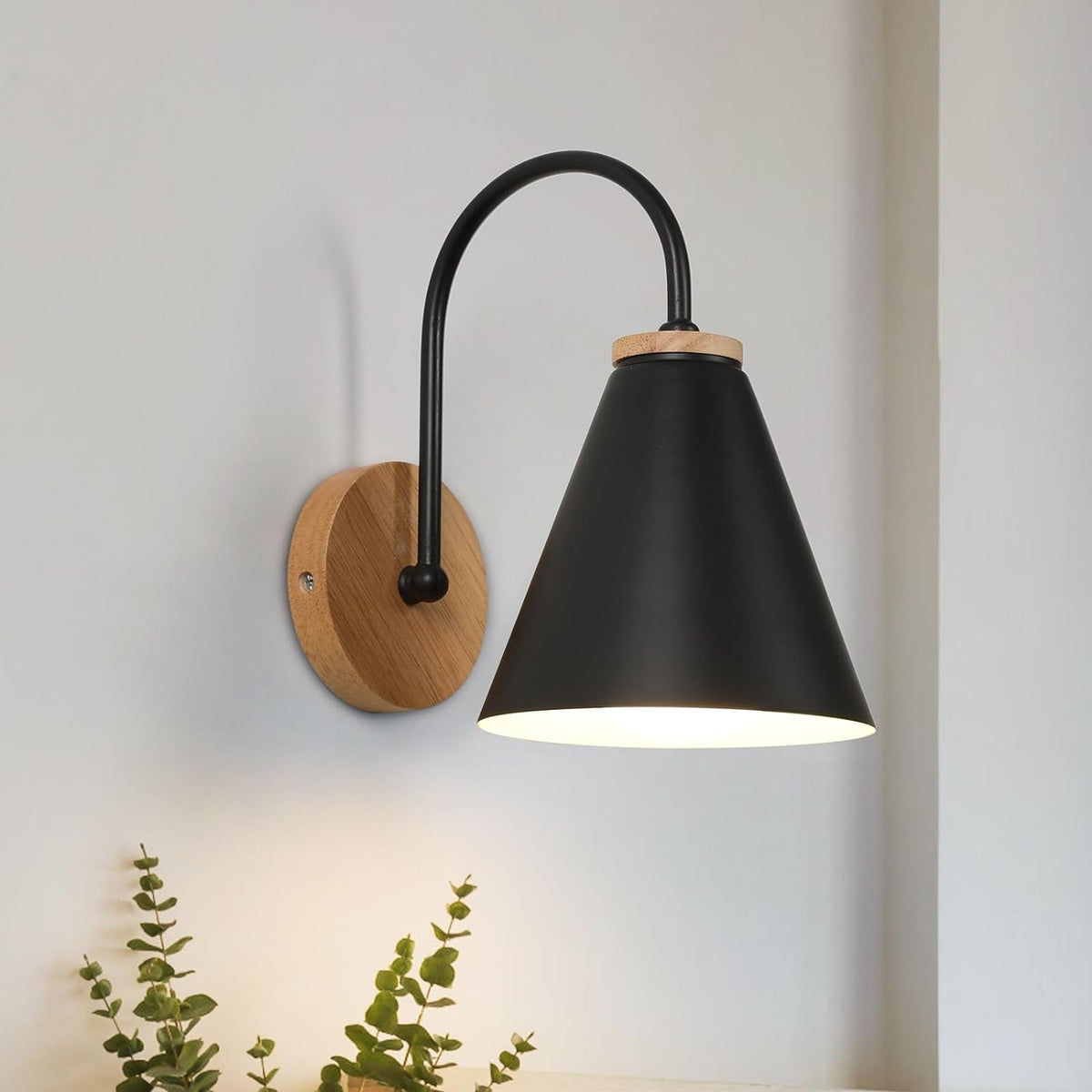 Scandinavische bedlamp in ijzer en hout (zwart, E27-fitting,)